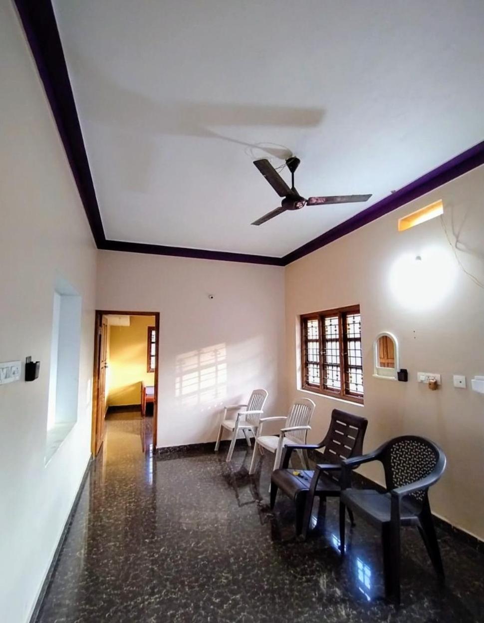 Amogha Homestay Гокарна Экстерьер фото
